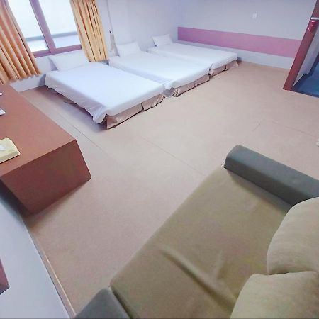 Manhattan Hotel Чеджудо Экстерьер фото